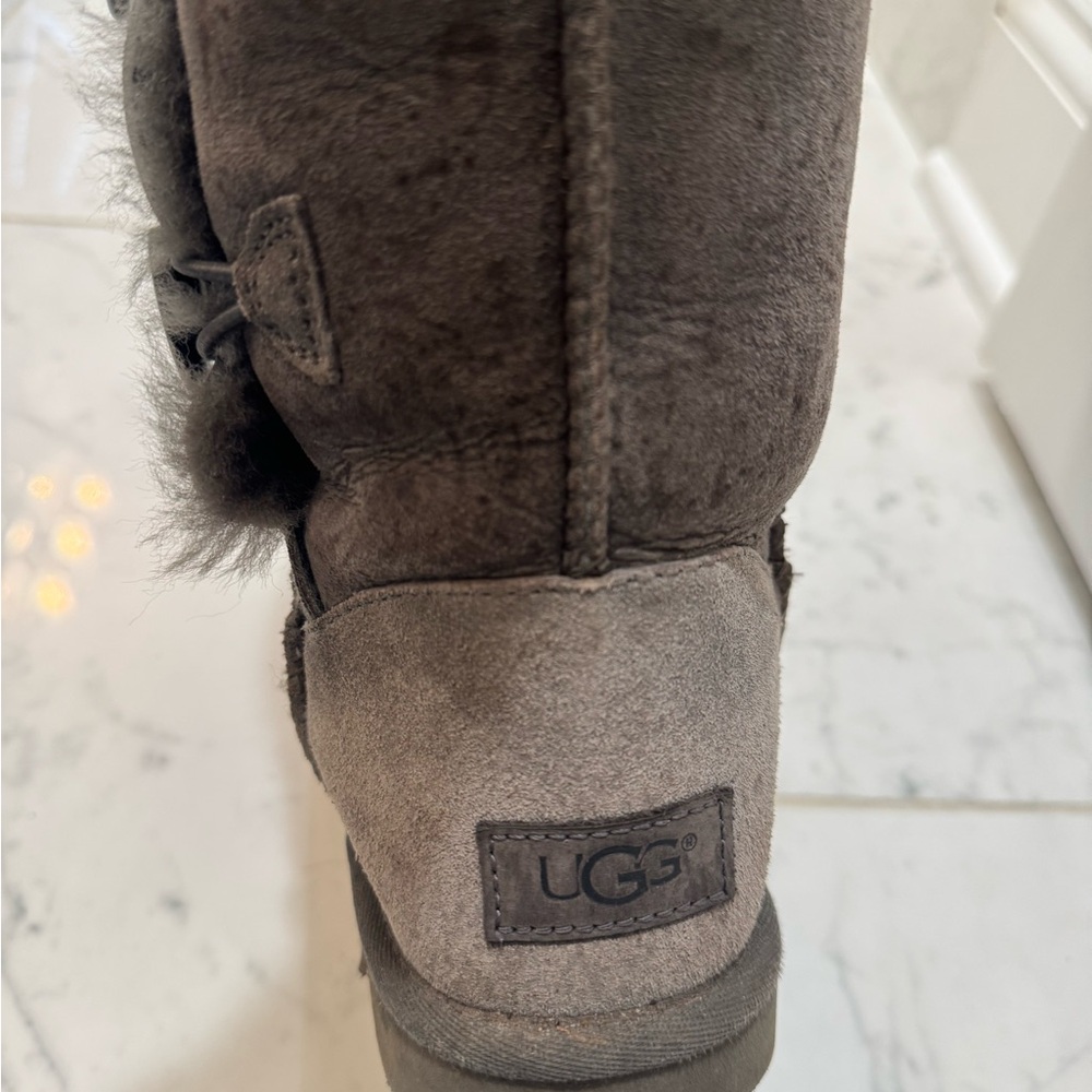 UGG Bailey Button Triplet II Boot - Picture 9 of 12